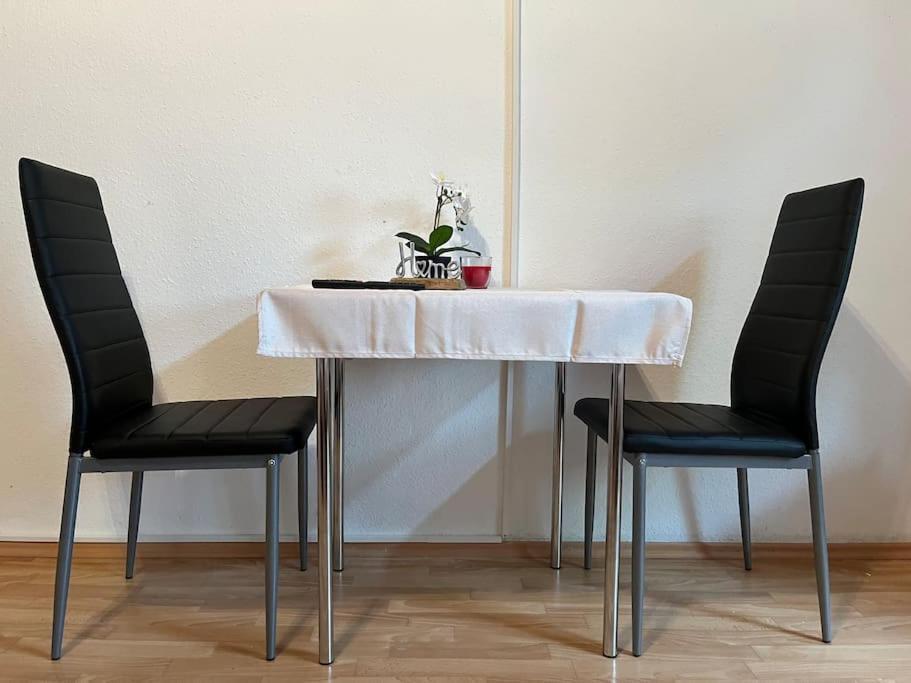 Gemuetliche Wohnung In Ruhiger Lage Karlsruhe Buitenkant foto